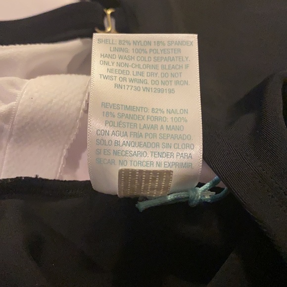 Medium Coverage One Pc Swimsuit Black Floral Multi - Picture 7 of 7